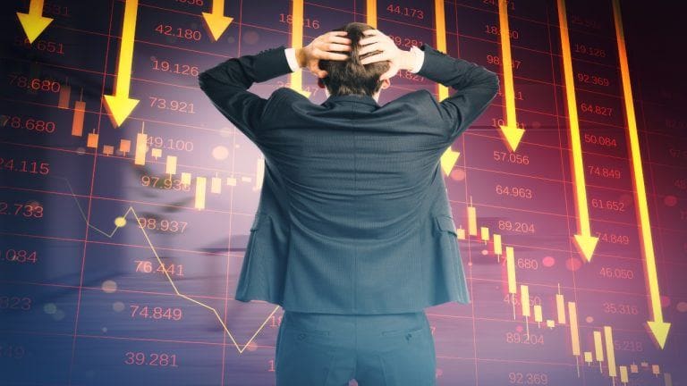BNB, XRP and Ethereum Extend Losses as Altcoin Market Struggles to Hold $900B